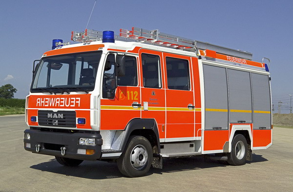 LHF 16/12 City Fahrerseite schräg vorn 