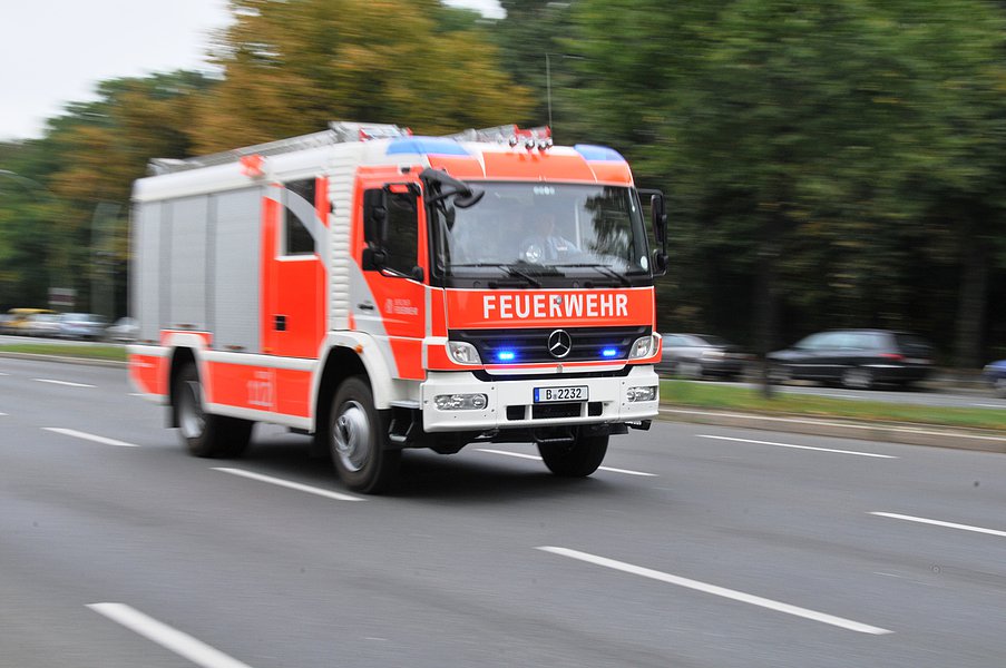 LHF 20/8 Allrad, fahrend mit Sonderrechten
