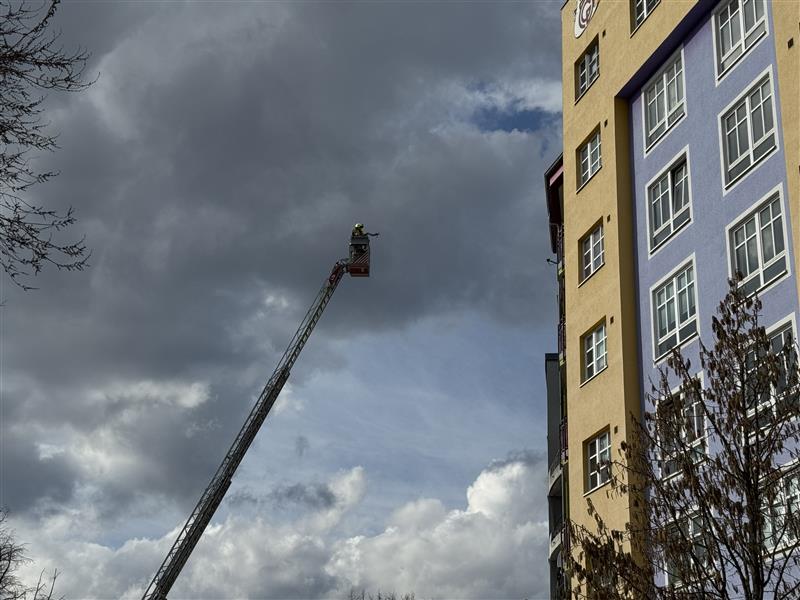 Drehleiter in Bereitstellung