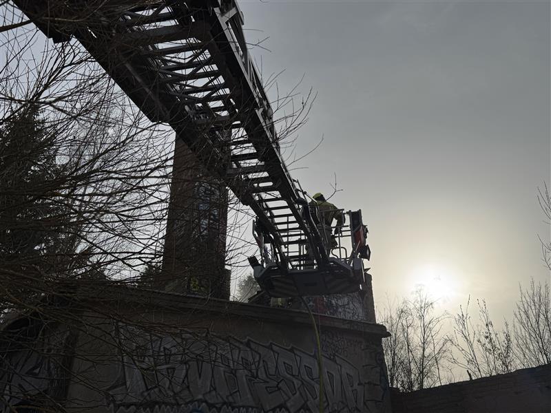 Brandbekämpfung über Drehleiter