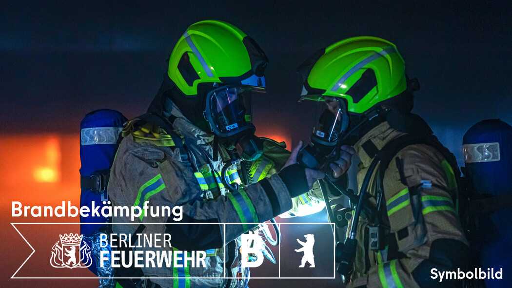 Brand in einem ehemaligen Industriegebäude in Köpenick