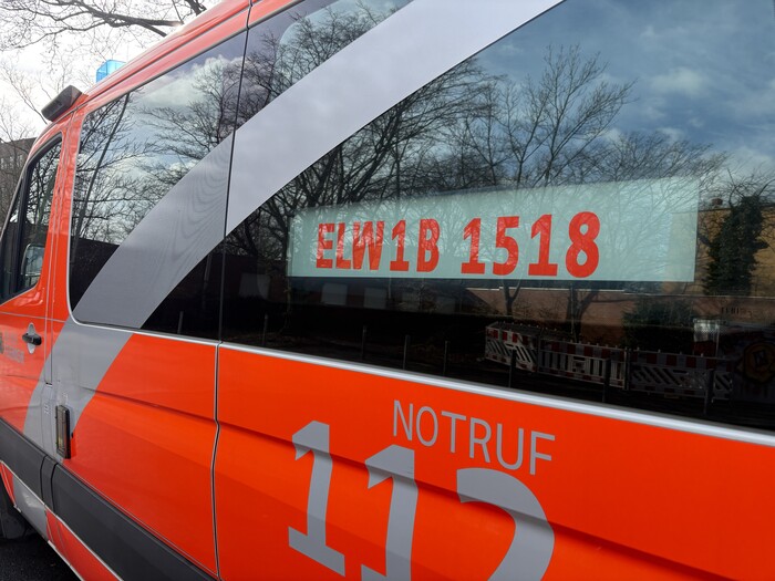 Einsatzleitwagen an der Einsatzstelle